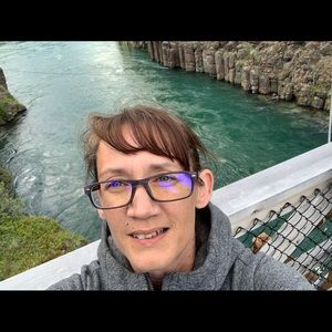 Meet your Posher, Bonnie